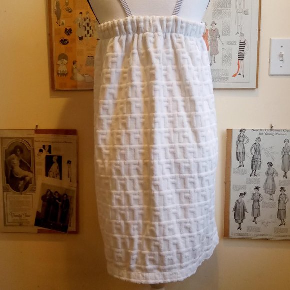 Tommy Hilfiger Sleepwear Women’s Terry Shower Wrap Swim Cover - Picture 6 of 7